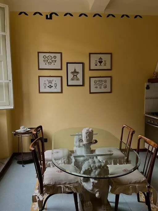 Apartment Appartamento Casa Angelina Centro Storico Lucca Italien
